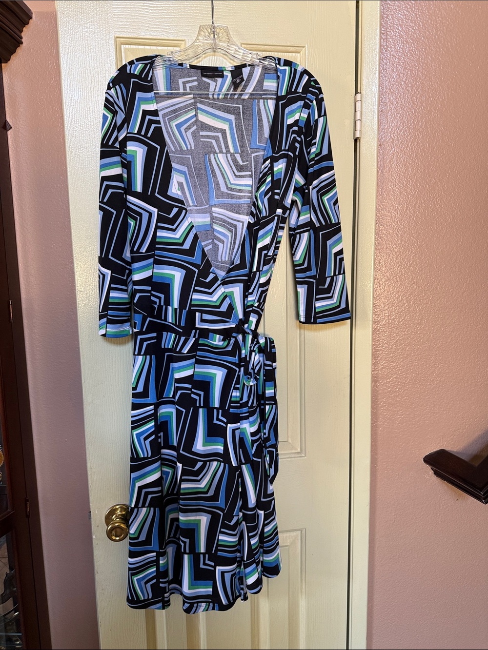 New York & Company Black, Blue, White & Green Geometric Wrap Midi Dress